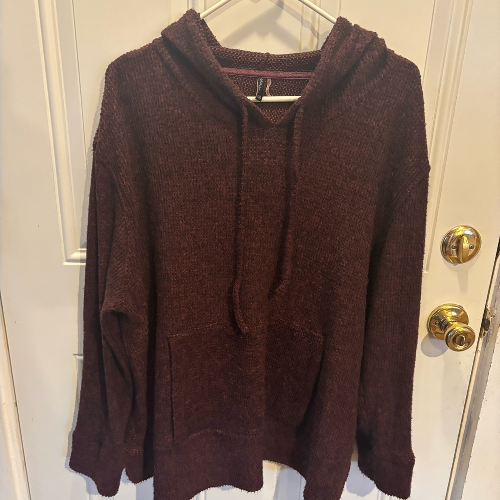 Elegant Maroon Knit Hoodie